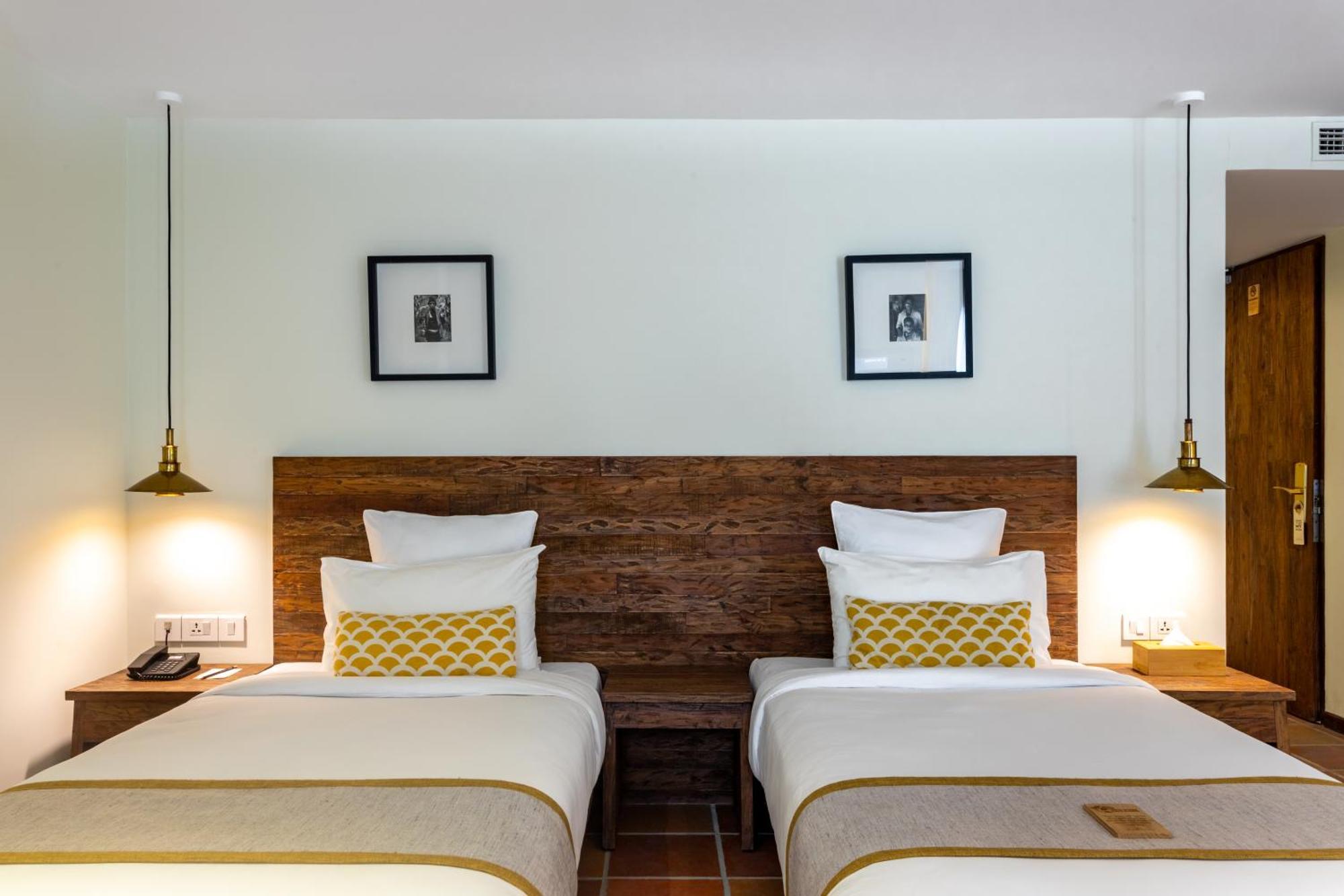 Hotel Roadhouse, Kathmandu- Contemporary Boutique Hotel מראה חיצוני תמונה