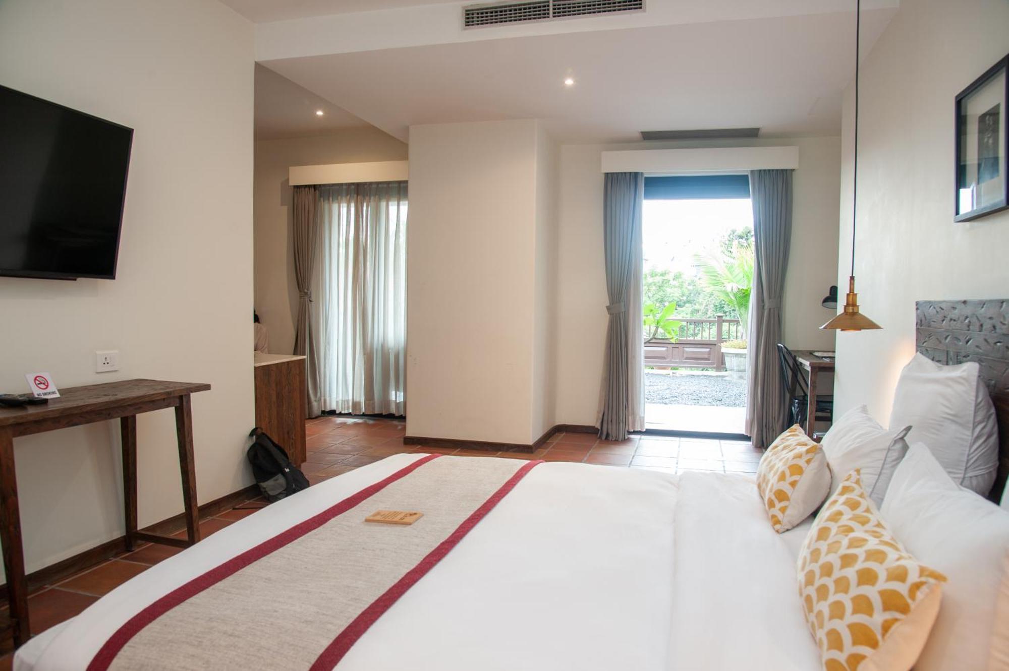 Hotel Roadhouse, Kathmandu- Contemporary Boutique Hotel מראה חיצוני תמונה
