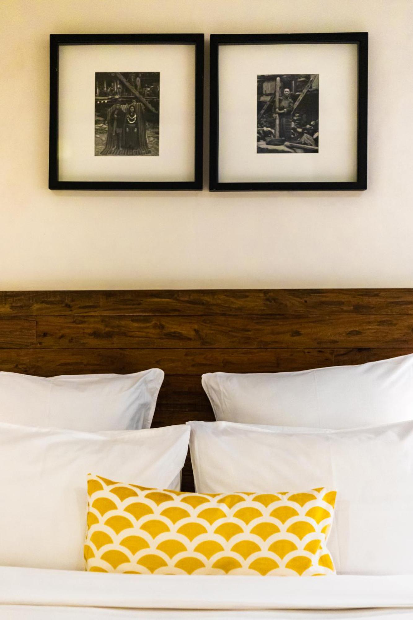 Hotel Roadhouse, Kathmandu- Contemporary Boutique Hotel מראה חיצוני תמונה